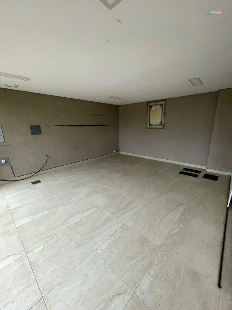 Casa, 3 quartos, 210 m² - Foto 2