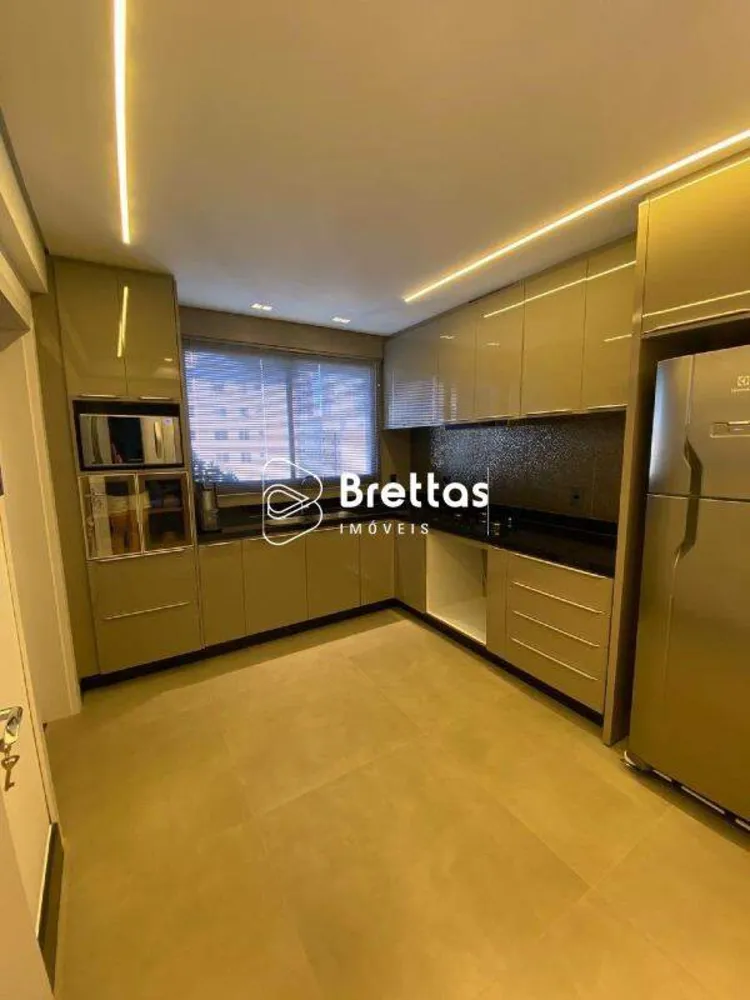 Apartamento, 3 quartos, 130 m² - Foto 1