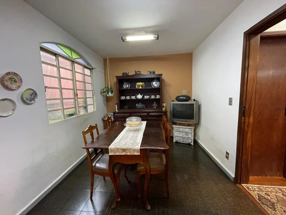 Casa, 5 quartos, 313 m² - Foto 11