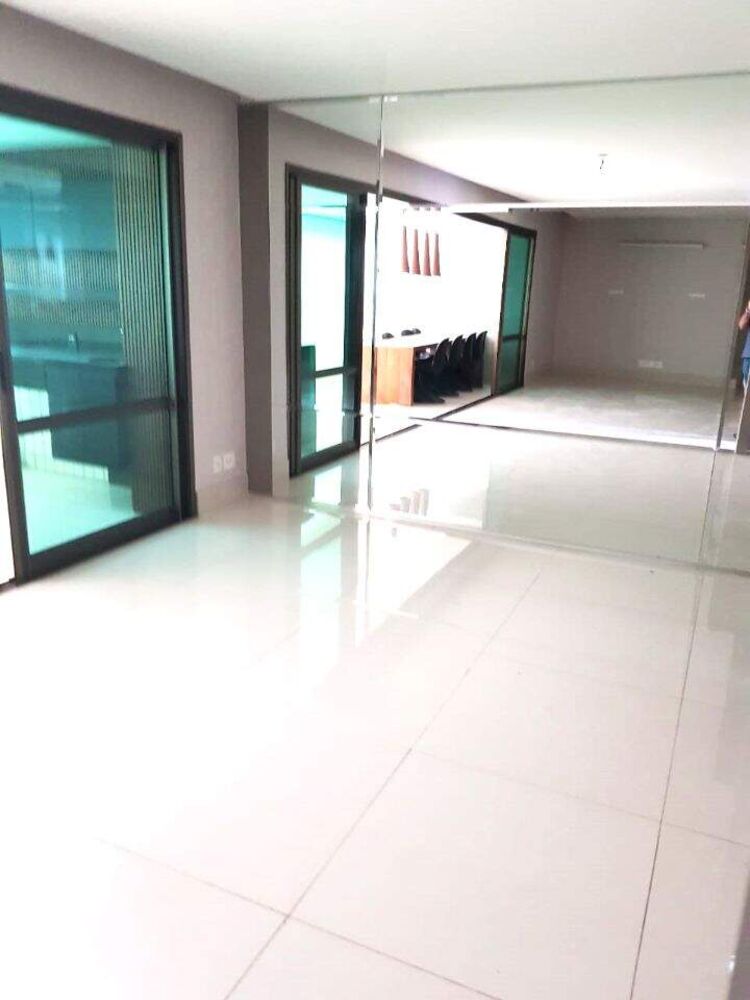 Apartamento à venda com 4 quartos, 164m² - Foto 4