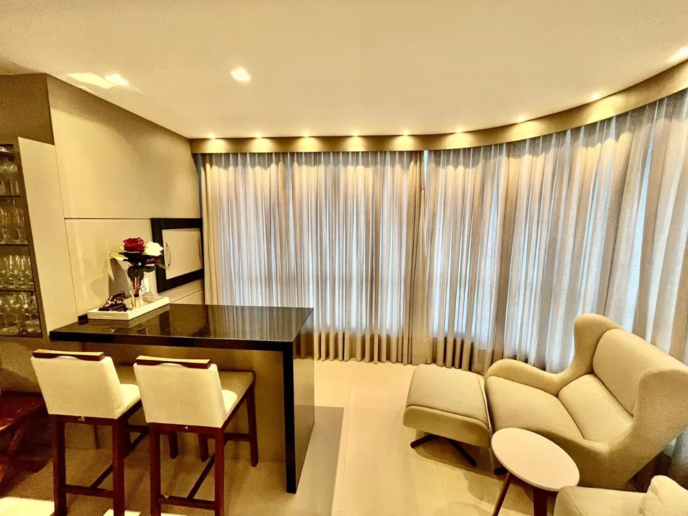 Apartamento, 3 quartos, 176 m² - Foto 2