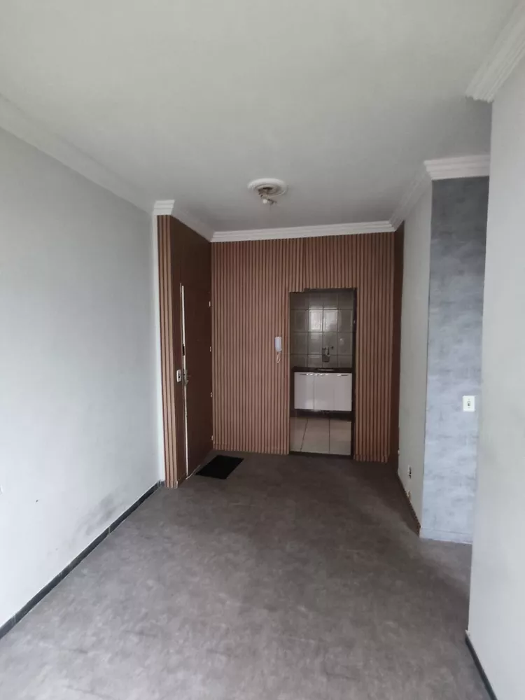 Apartamento à venda com 2 quartos, 63m² - Foto 3