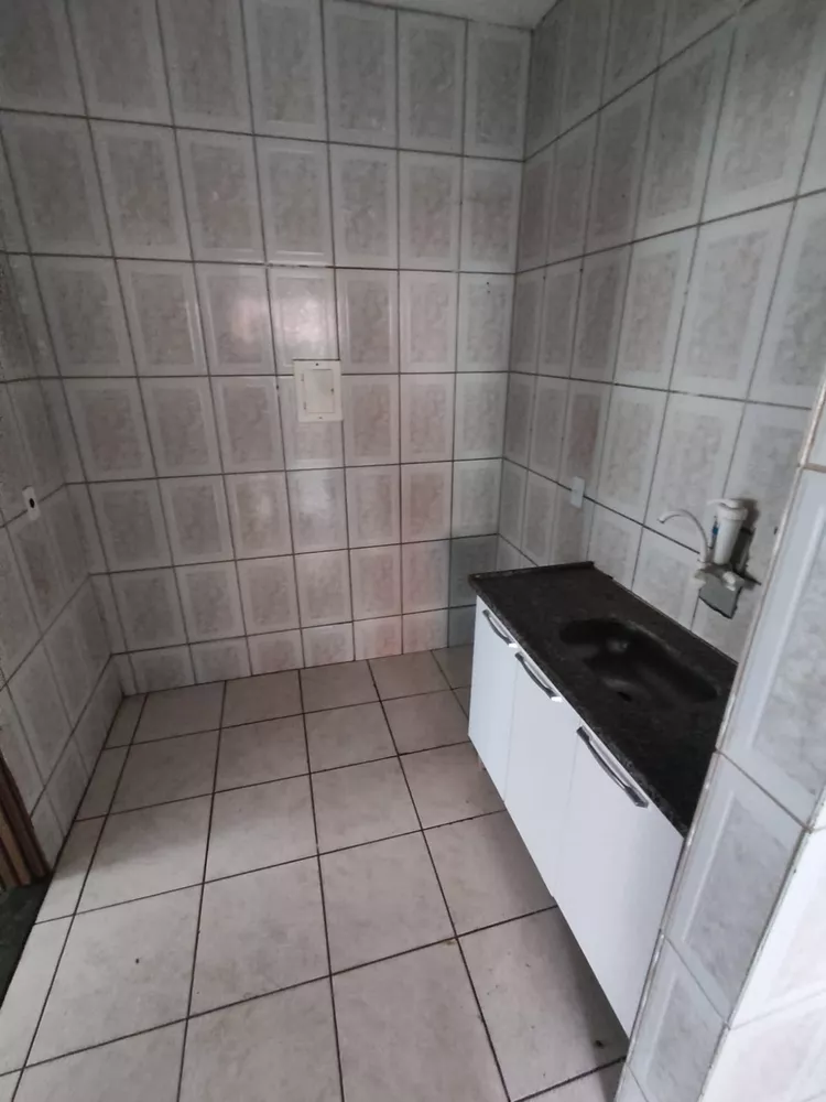 Apartamento à venda com 2 quartos, 63m² - Foto 4