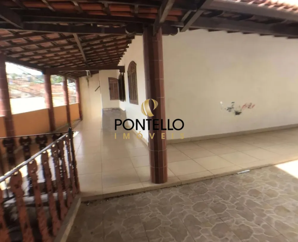 Casa, 3 quartos, 422 m² - Foto 1