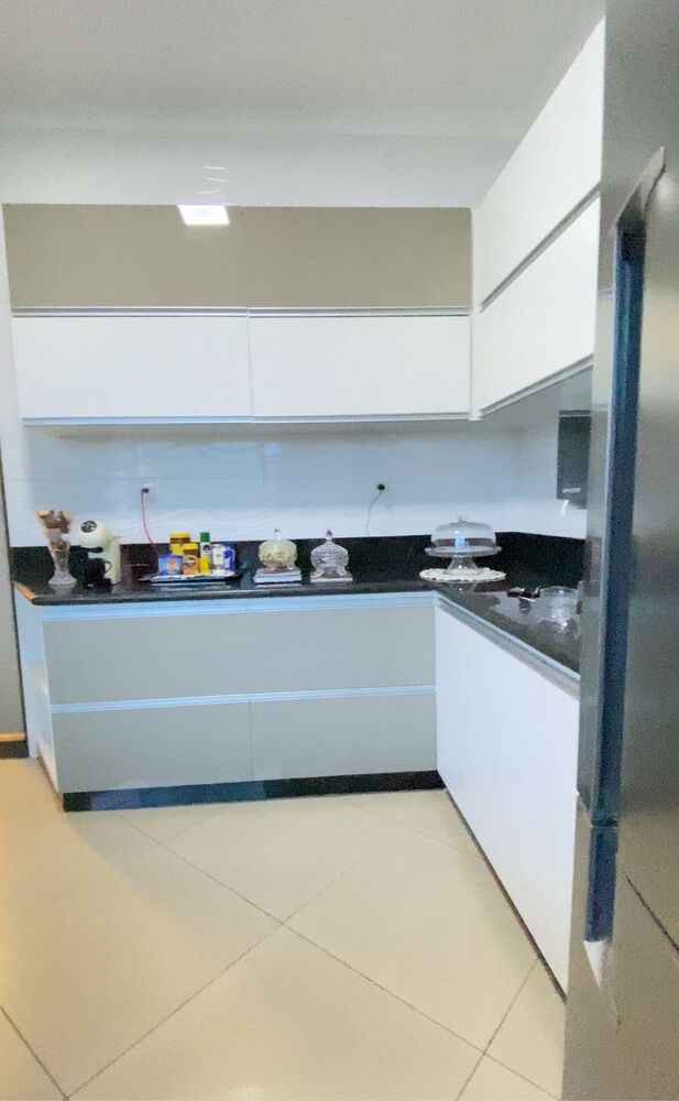 Apartamento à venda com 3 quartos, 150m² - Foto 4