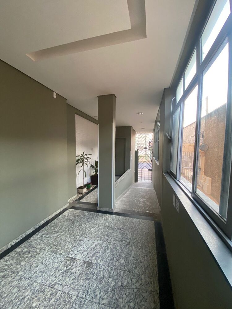 Apartamento à venda com 2 quartos, 72m² - Foto 8