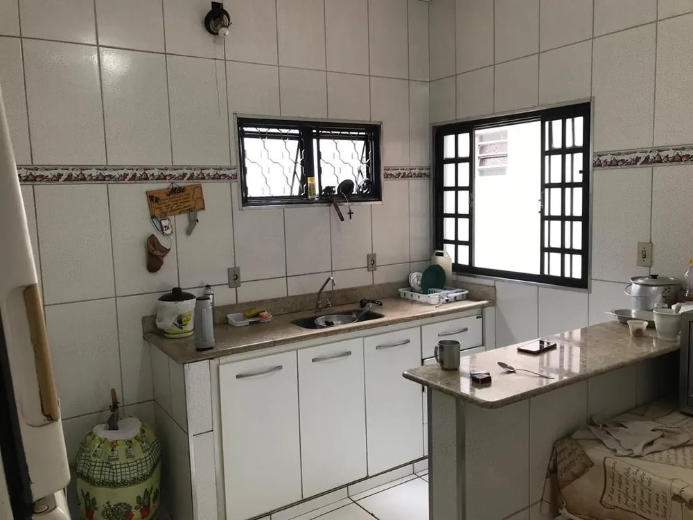 Casa, 4 quartos, 230 m² - Foto 10