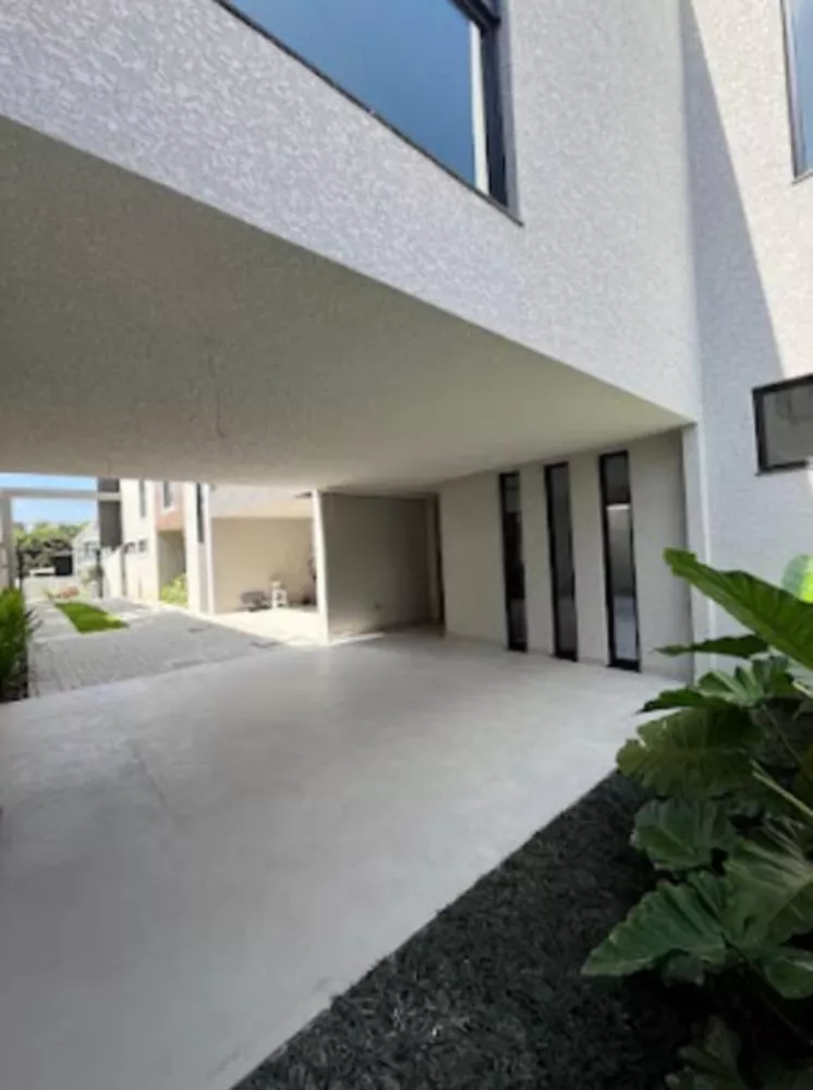 Casa à venda com 3 quartos, 187m² - Foto 2