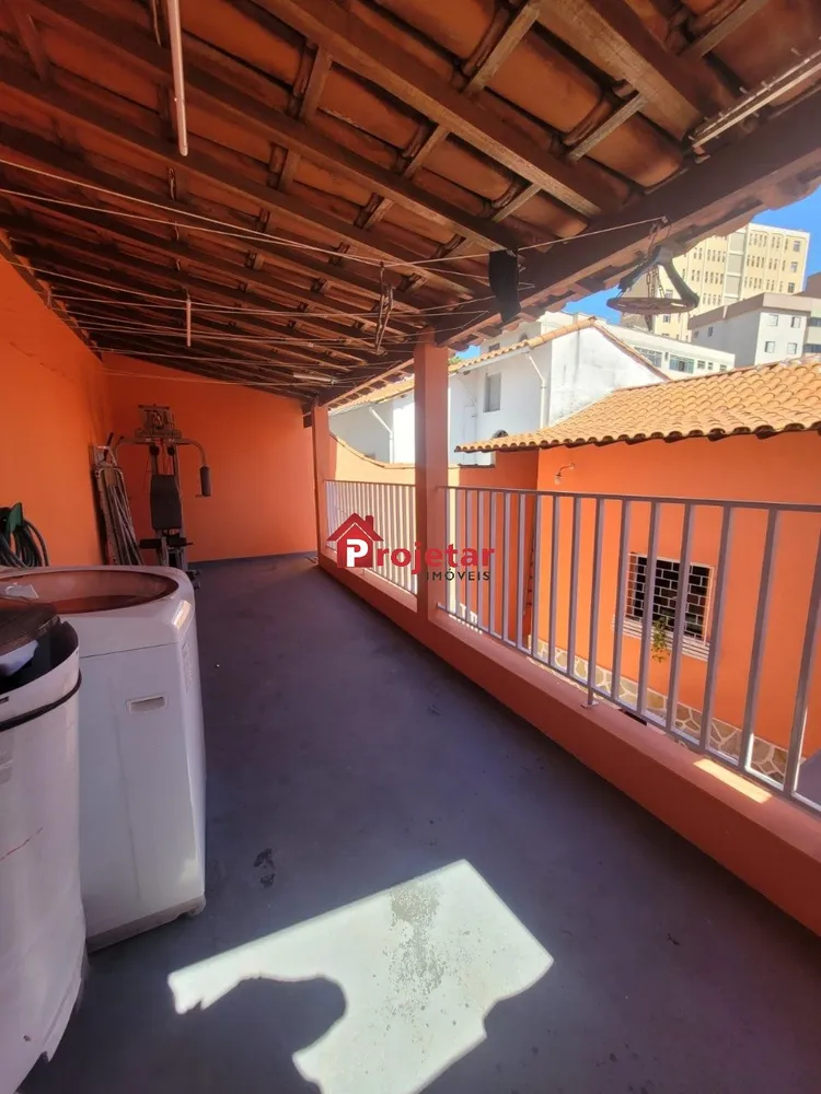 Casa, 3 quartos, 240 m² - Foto 2