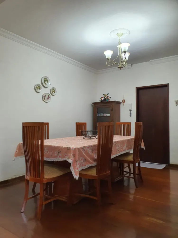 Casa, 4 quartos, 240 m² - Foto 4
