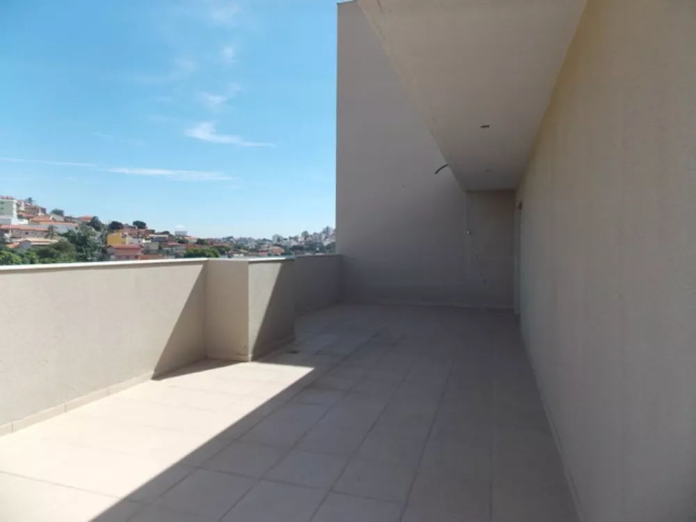 Cobertura à venda com 2 quartos, 91m² - Foto 2