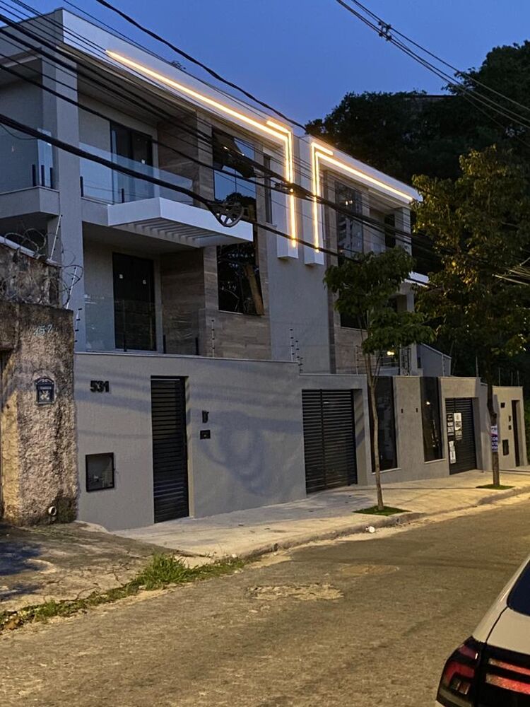 Casa de Condomínio à venda com 5 quartos, 268m² - Foto 4