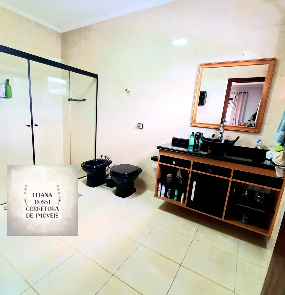 Casa, 3 quartos, 240 m² - Foto 16
