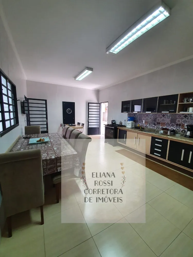 Casa, 3 quartos, 240 m² - Foto 12