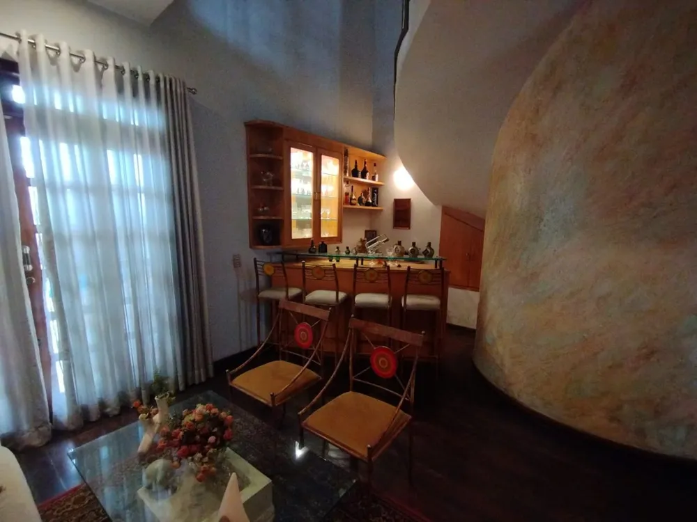 Casa, 3 quartos, 360 m² - Foto 1
