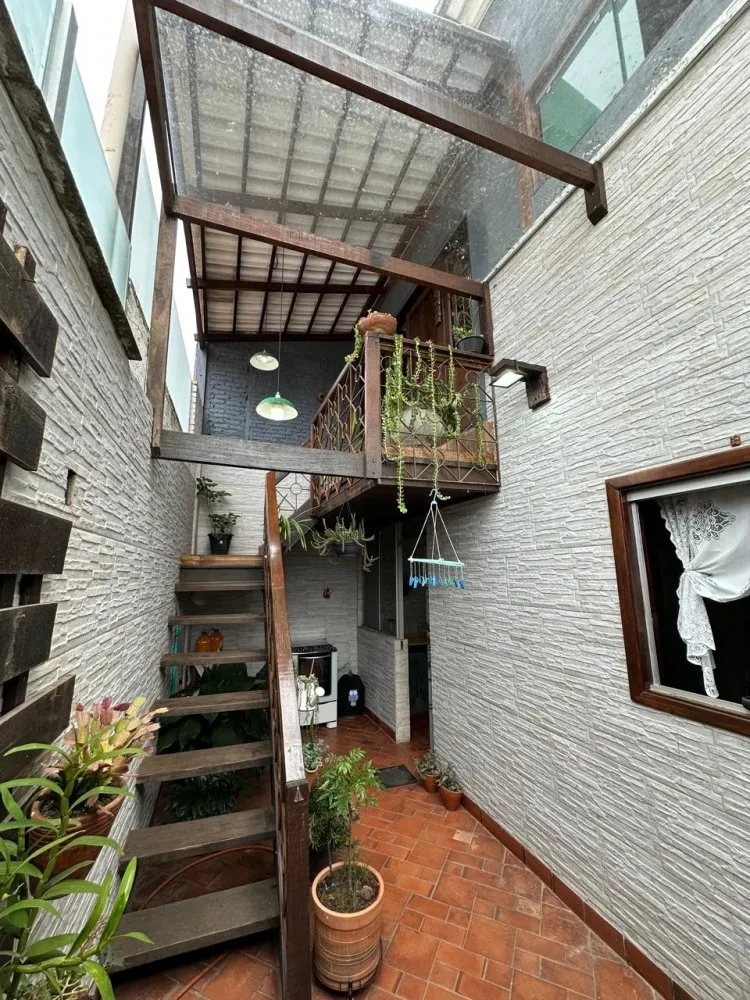 Casa, 3 quartos, 250 m² - Foto 5