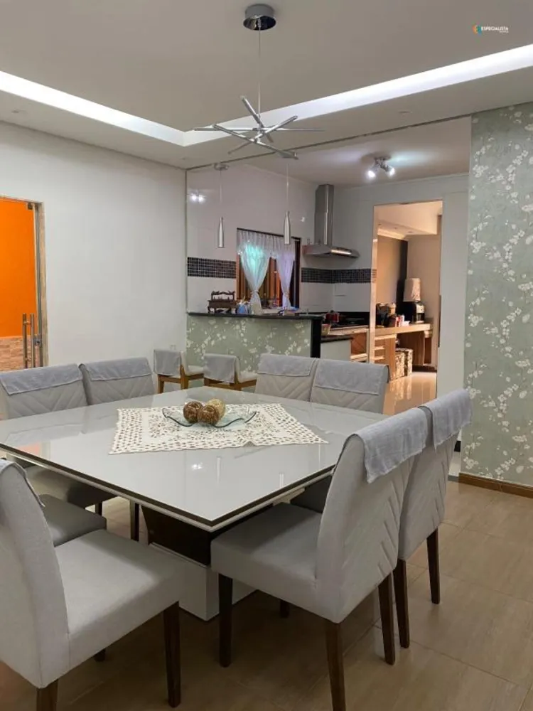 Casa, 3 quartos, 164 m² - Foto 3