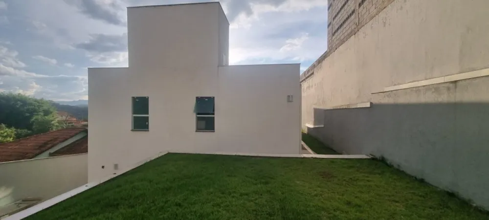 Casa, 3 quartos, 232 m² - Foto 2