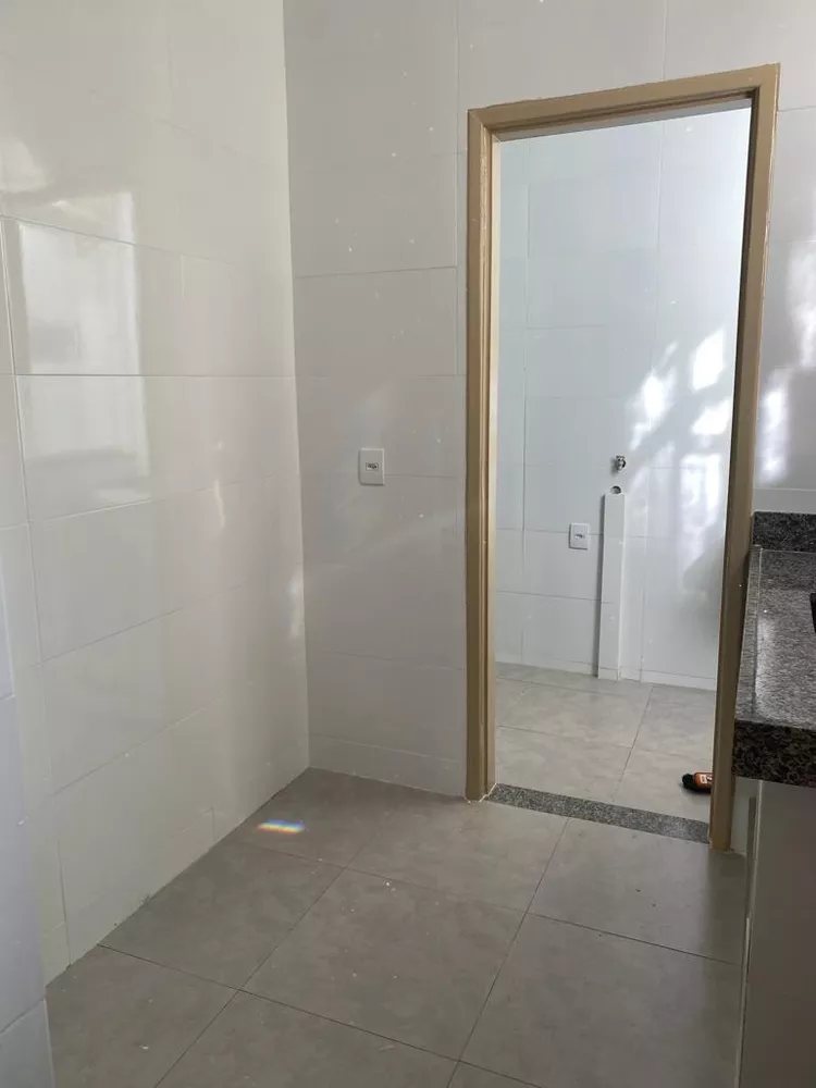 Apartamento à venda com 2 quartos, 65m² - Foto 9