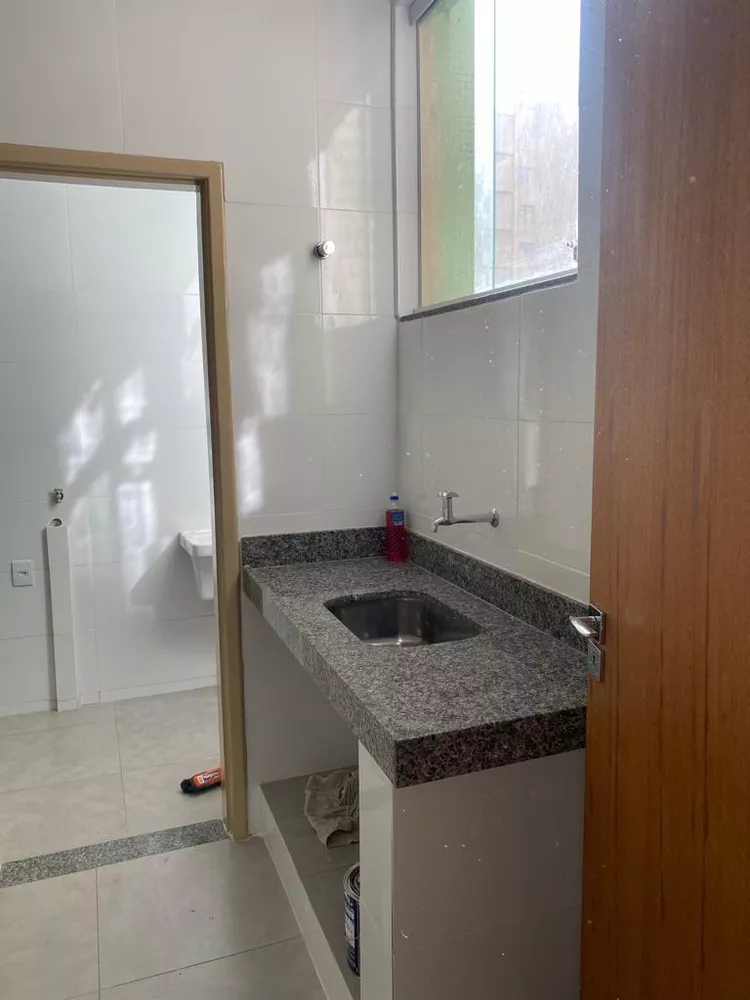 Apartamento à venda com 2 quartos, 65m² - Foto 8