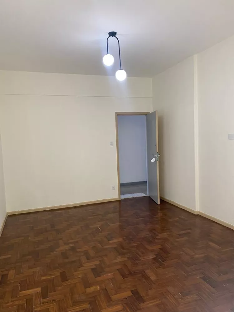 Apartamento à venda com 2 quartos, 65m² - Foto 1