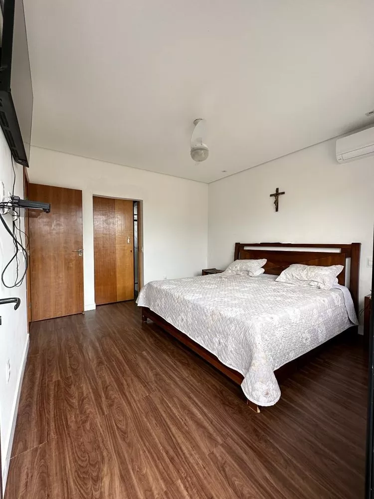 Casa de Condomínio à venda com 4 quartos, 182m² - Foto 4