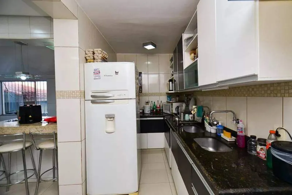 Casa, 6 quartos, 239 m² - Foto 4
