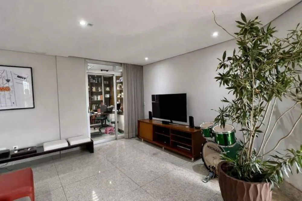 Casa, 6 quartos, 239 m² - Foto 6
