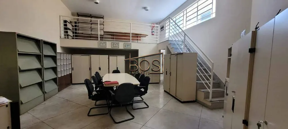 Casa, 10 quartos, 1122 m² - Foto 9