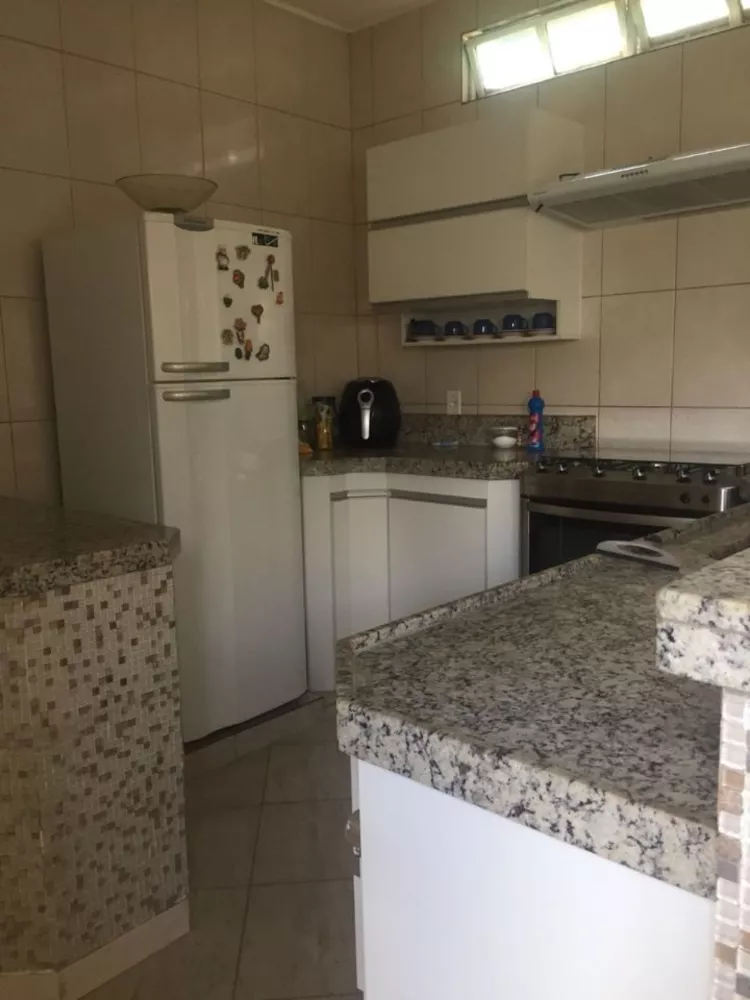 Casa à venda com 3 quartos, 150m² - Foto 9