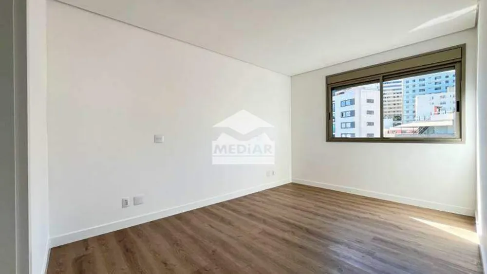 Cobertura, 4 quartos, 253 m² - Foto 1