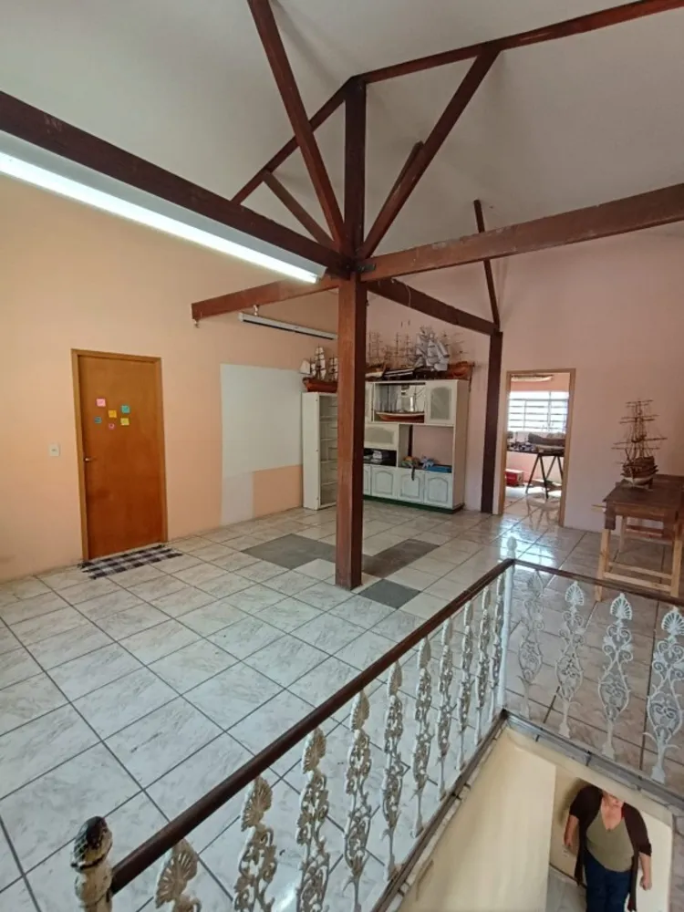 Casa, 7 quartos, 221 m² - Foto 6