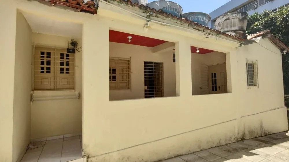 Casa, 4 quartos, 328 m² - Foto 3