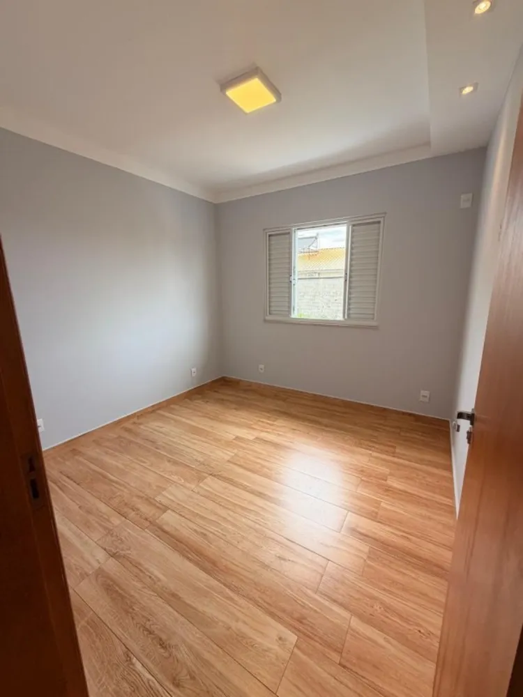 Casa, 3 quartos, 260 m² - Foto 15
