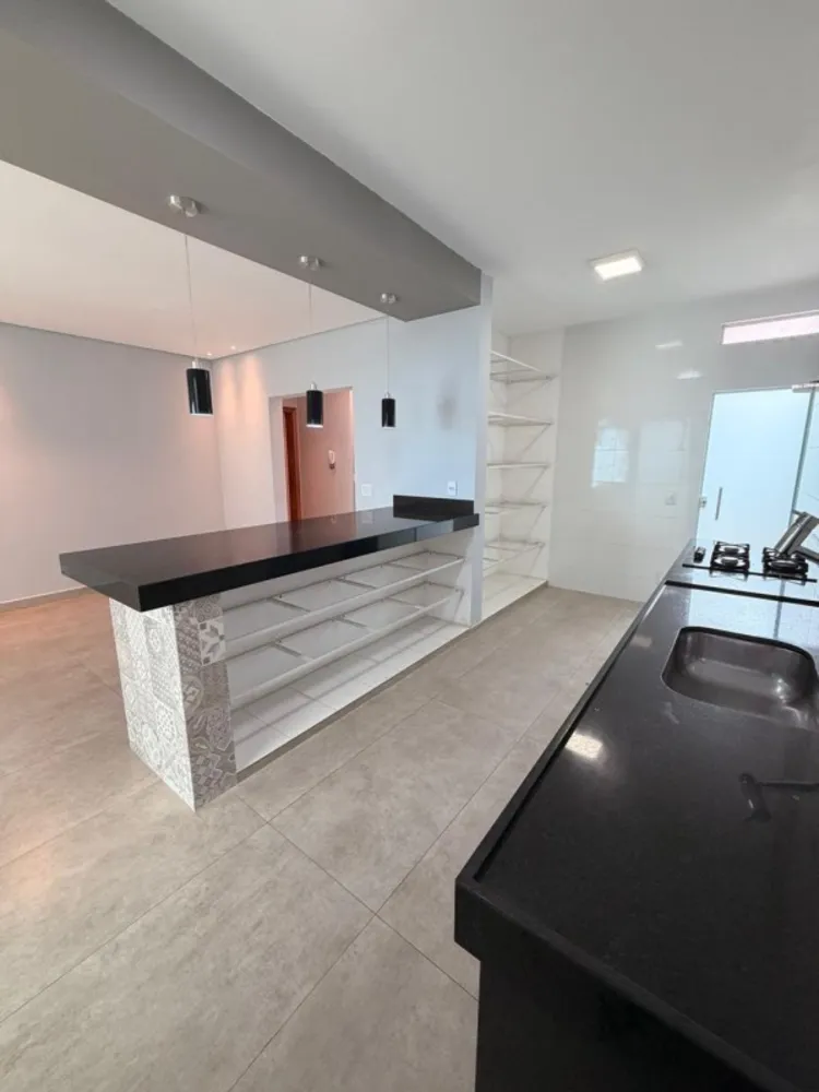 Casa, 3 quartos, 260 m² - Foto 4