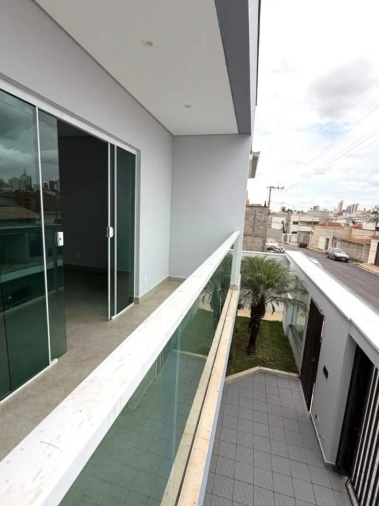 Casa, 3 quartos, 260 m² - Foto 17