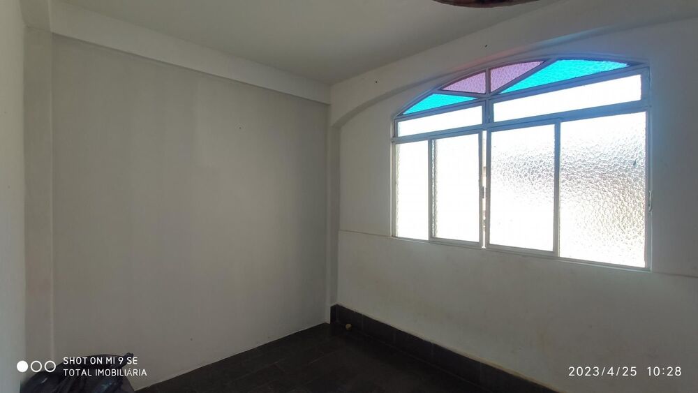 Casa à venda com 4 quartos - Foto 4
