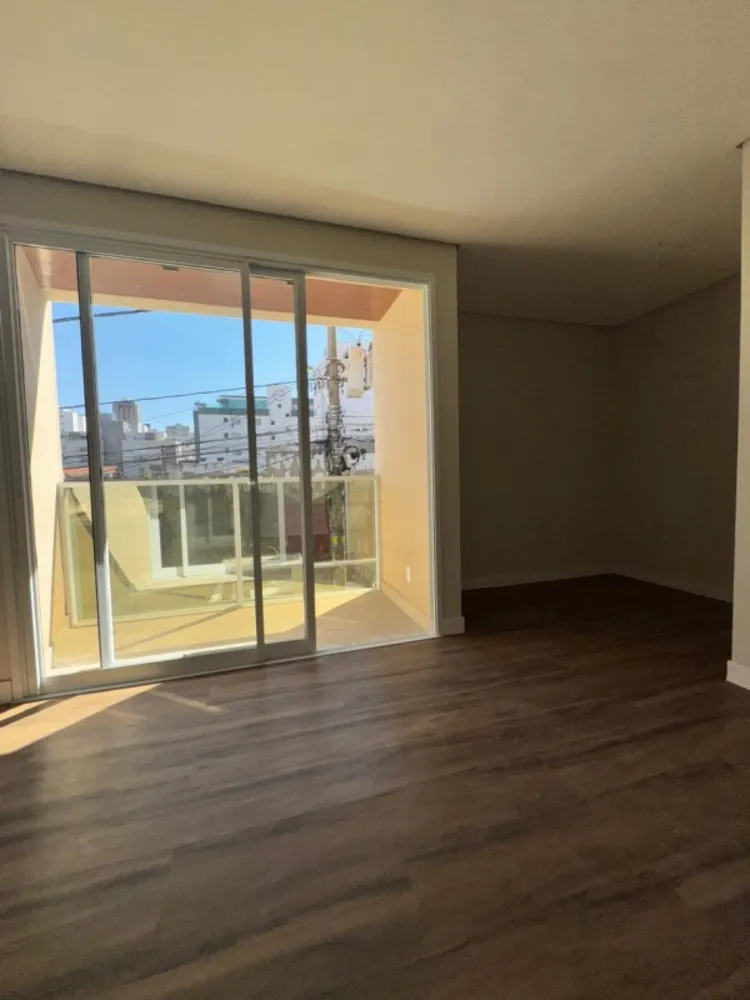 Apartamento, 2 quartos, 75 m² - Foto 1