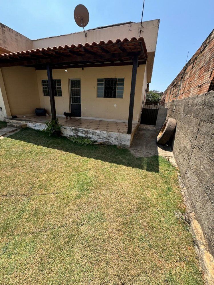 Casa à venda com 2 quartos, 360m² - Foto 3