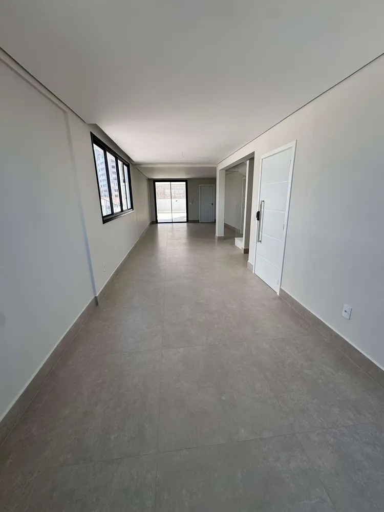 Cobertura, 4 quartos, 190 m² - Foto 1