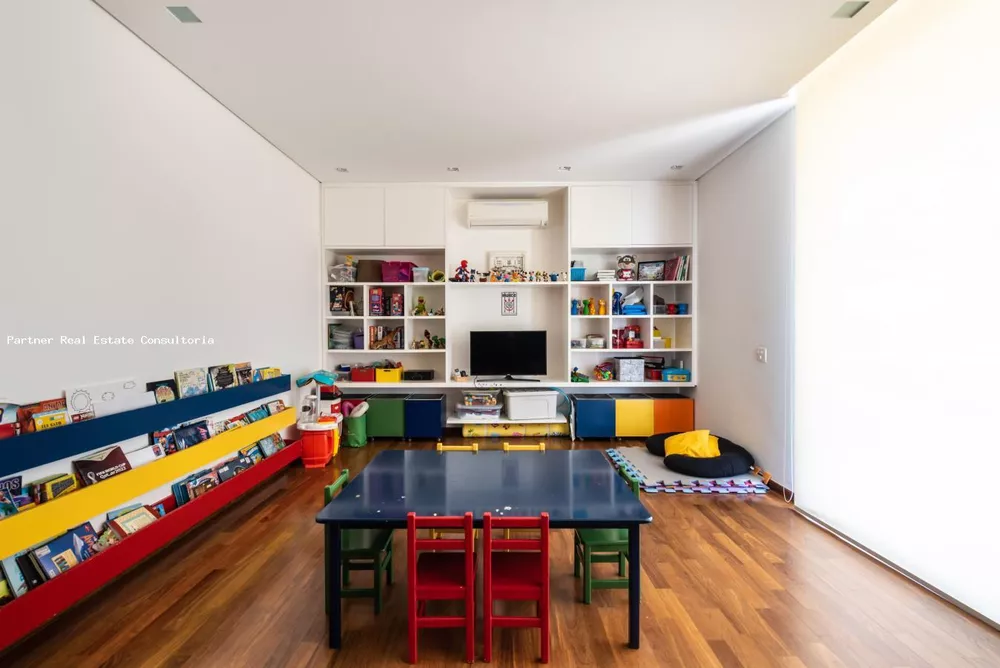 Casa à venda com 9 quartos, 6120m² - Foto 18