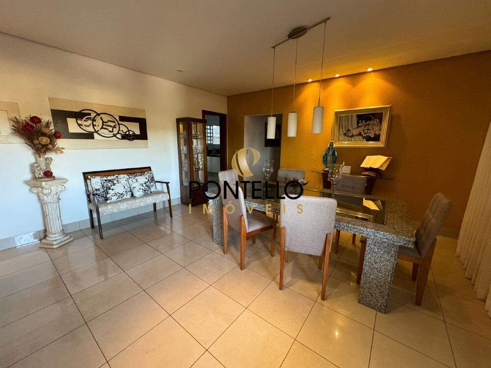 Casa à venda com 5 quartos, 380m² - Foto 6