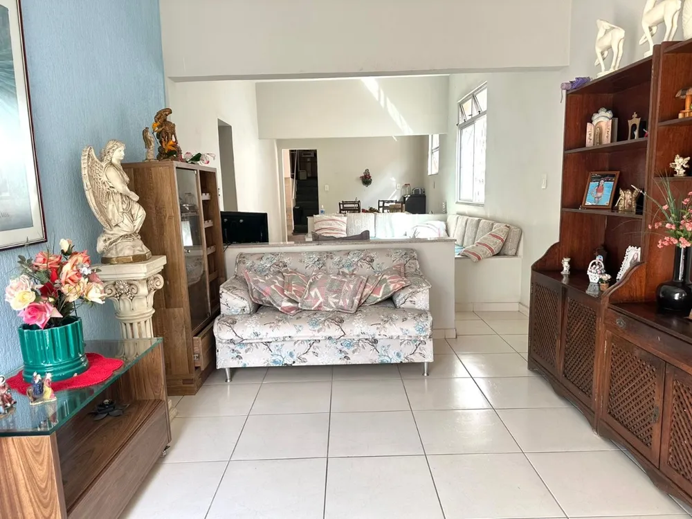 Casa, 4 quartos, 167 m² - Foto 1
