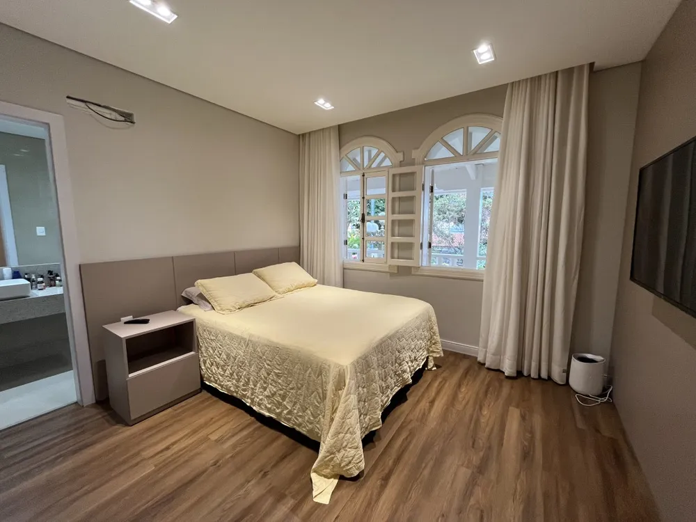 Casa, 3 quartos, 260 m² - Foto 9