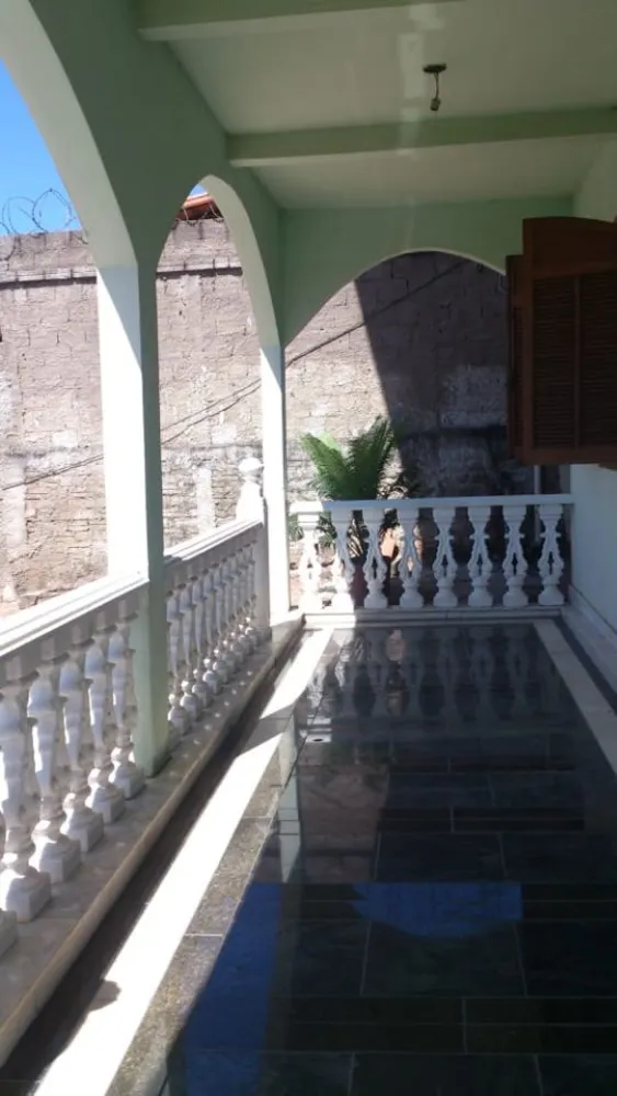 Casa, 5 quartos, 161 m² - Foto 1
