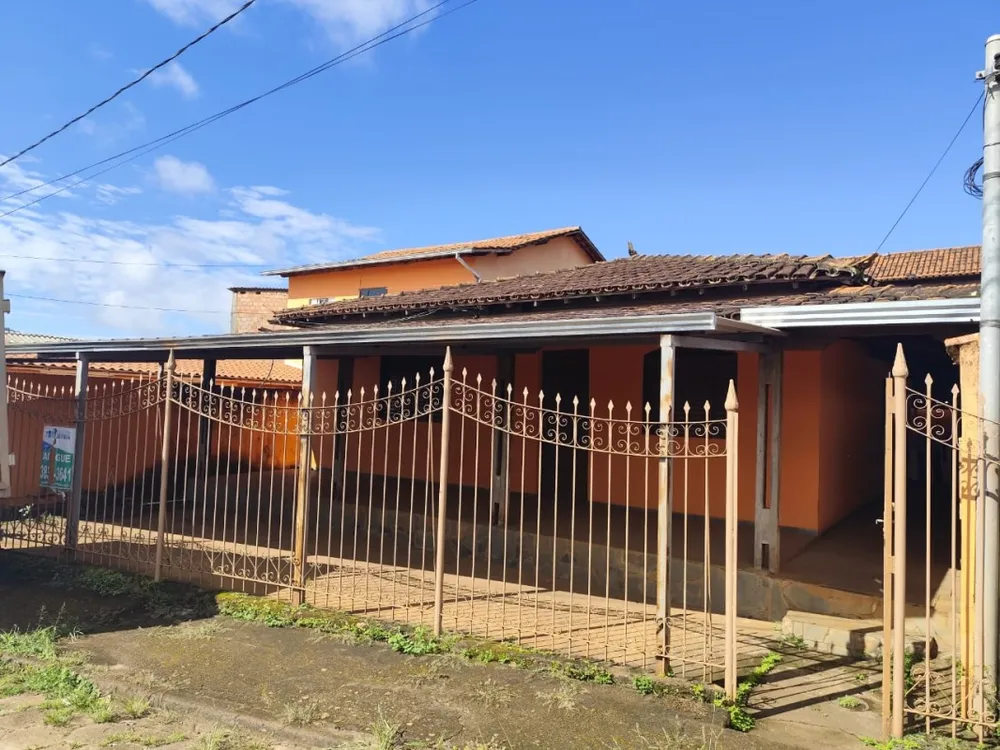 Casa, 3 quartos, 180 m² - Foto 1
