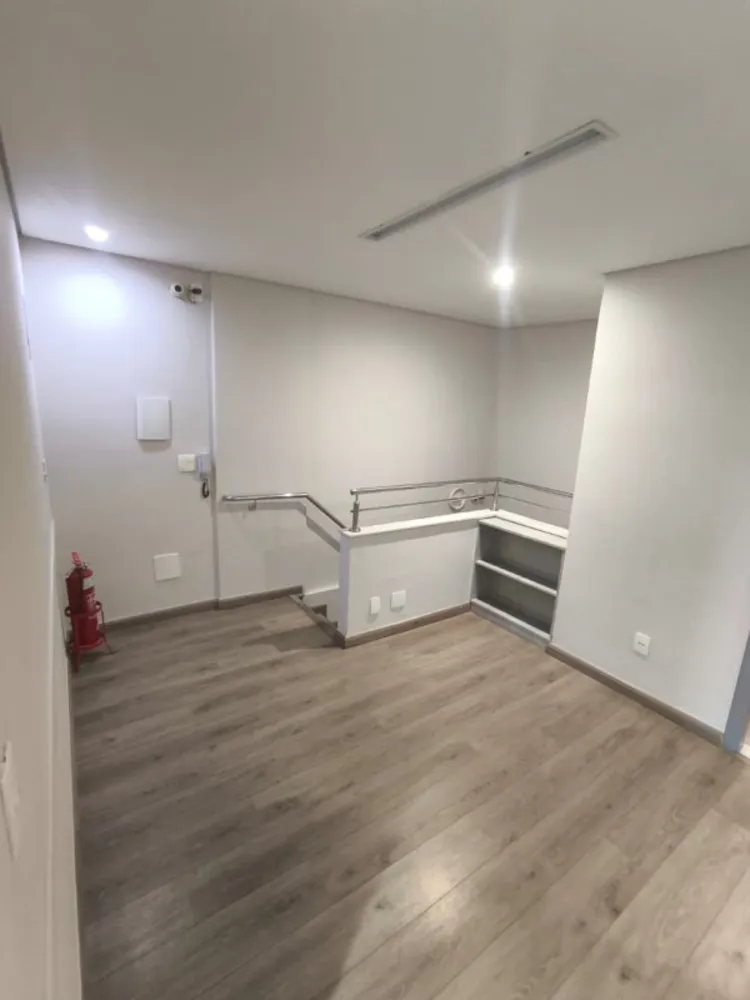Loja-Salão, 130 m² - Foto 1