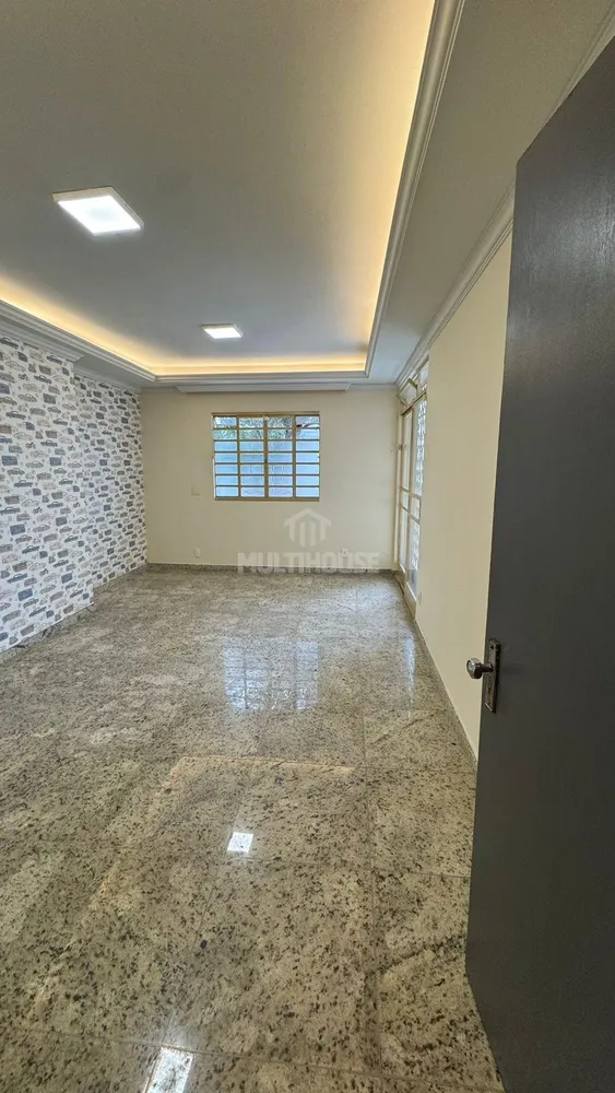 Casa, 4 quartos, 271 m² - Foto 11