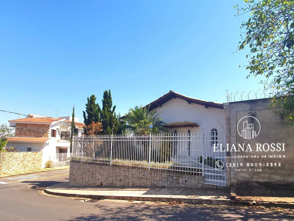 Casa, 3 quartos, 253 m² - Foto 1
