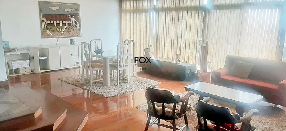 Casa, 4 quartos, 393 m² - Foto 1